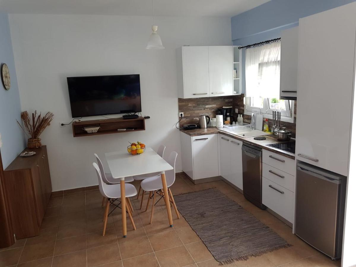 Apartamenty Rodzinne Kamena Vourla Luaran gambar