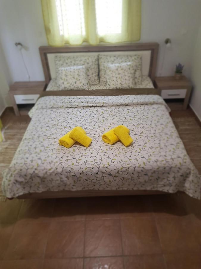 Apartamenty Rodzinne Kamena Vourla Luaran gambar