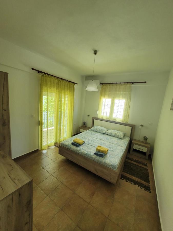 Apartamenty Rodzinne Kamena Vourla Luaran gambar