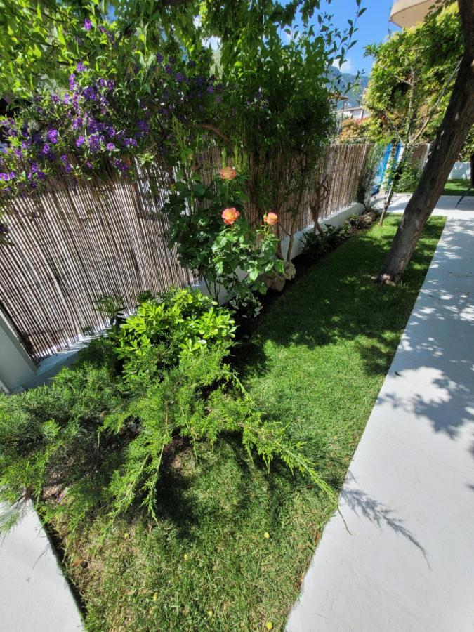 Apartamenty Rodzinne Kamena Vourla Luaran gambar